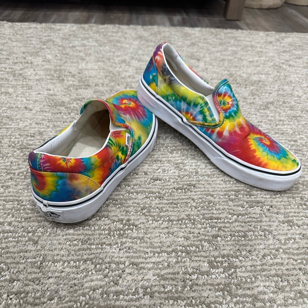 Tie dye vans! Fun shoes! Great condition! Size 9 1/2